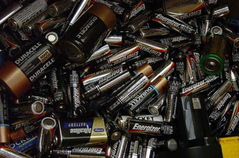 Don’t Buy the Cheap Batteries For Your Wireless Microphones